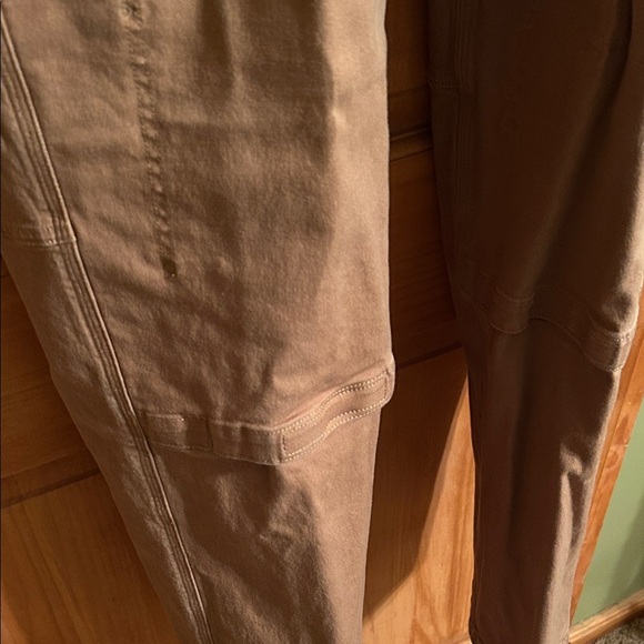 Duluth Flex Firehose cargo with kneepad pockets NWOT - Picture 9 of 10